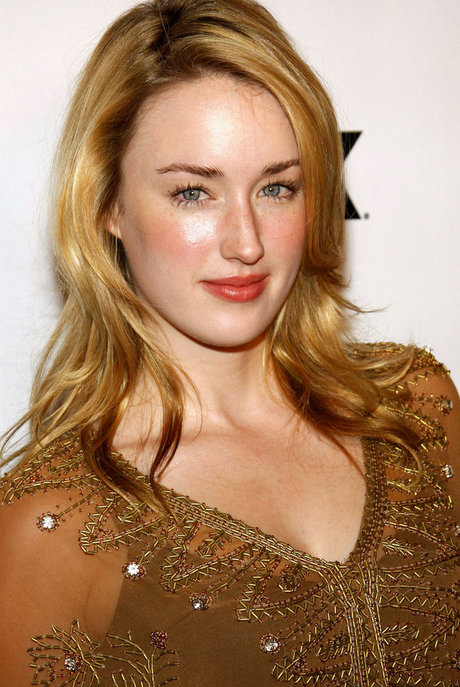 Ashley Johnson photo 67