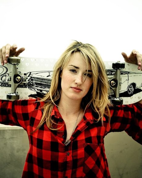 Ashley Johnson photo 116