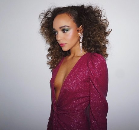 Ashley Madekwe photo 20