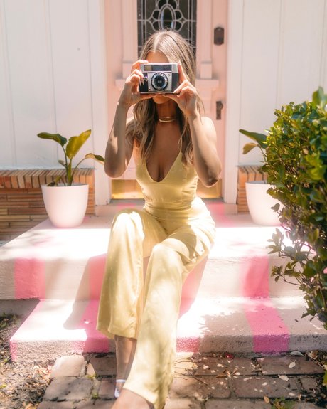 Ashley Marie Dickerson photo 2465