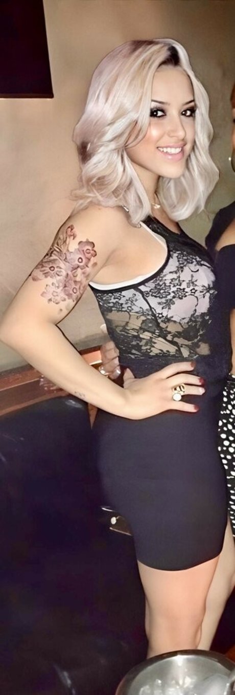 Ashley Smutts photo 18