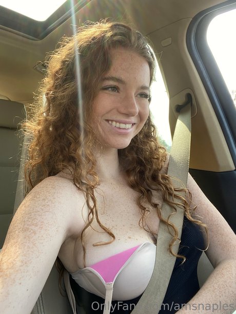 Ashley Suarez photo 7