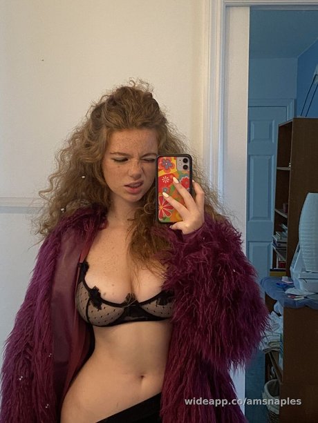 Ashley Suarez photo 13