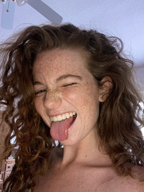 Ashley Suarez photo 32