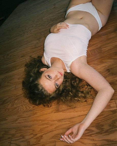 Ashley Suarez photo 79