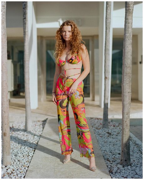 Ashley Suarez photo 130