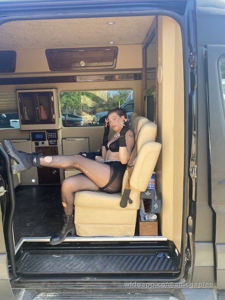 Ashley Suarez photo 211