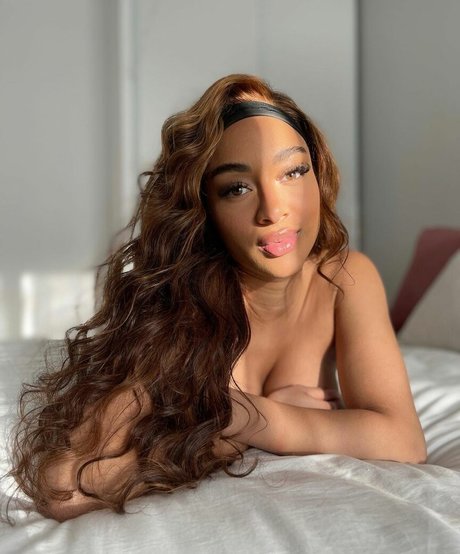 Ashleyroseglam photo 28