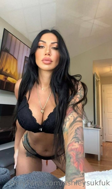 Ashley Suk Fuk photo 138