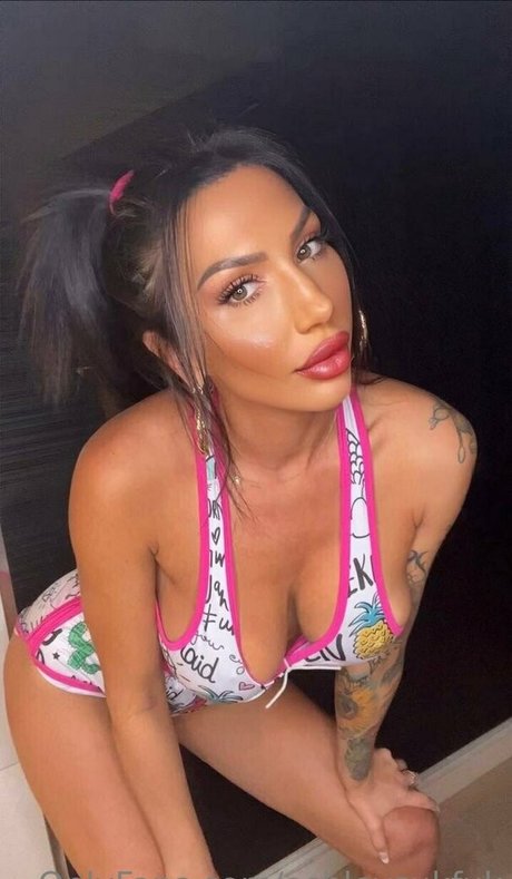 Ashley Suk Fuk photo 164