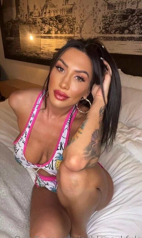 Ashley Suk Fuk photo 178