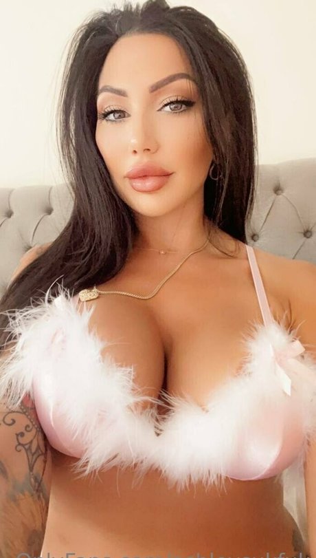 Ashley Suk Fuk photo 192