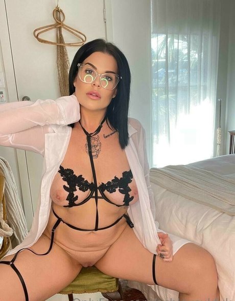 Ashley Suk Fuk photo 199