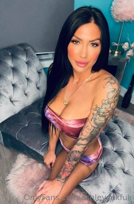 Ashley Suk Fuk photo 235