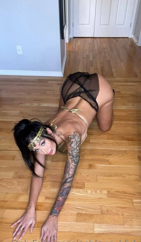 Ashley Suk Fuk photo 276