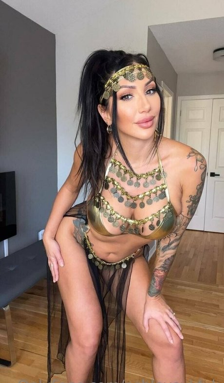 Ashley Suk Fuk photo 283