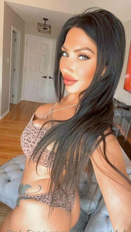 Ashley Suk Fuk photo 372