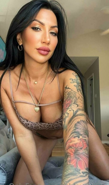 Ashley Suk Fuk photo 384