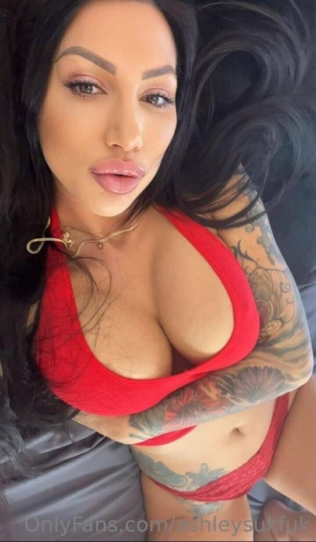 Ashley Suk Fuk photo 592