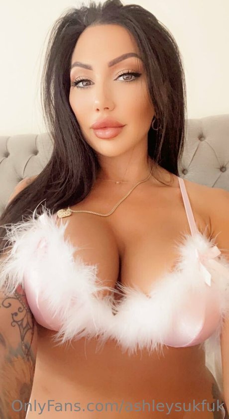 Ashley Suk Fuk photo 646