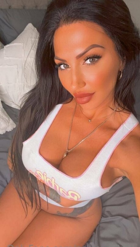 Ashley Suk Fuk photo 705
