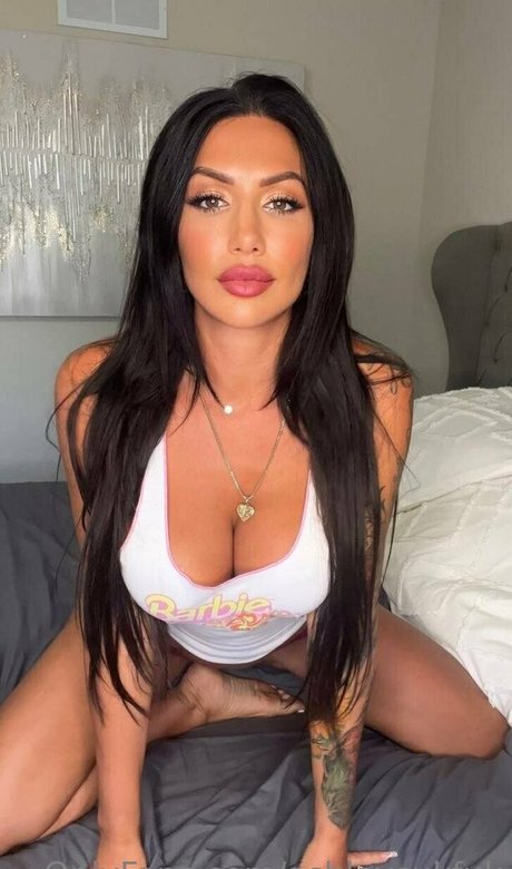 Ashley Suk Fuk photo 714