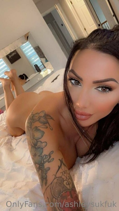 Ashley Suk Fuk photo 772