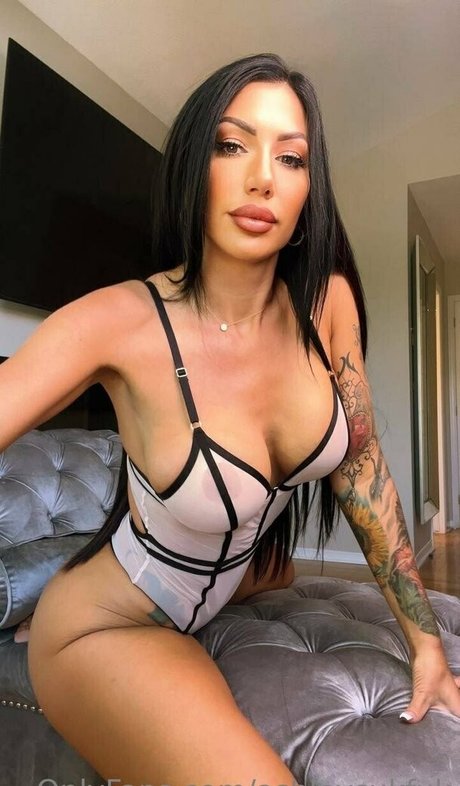 Ashley Suk Fuk photo 1060