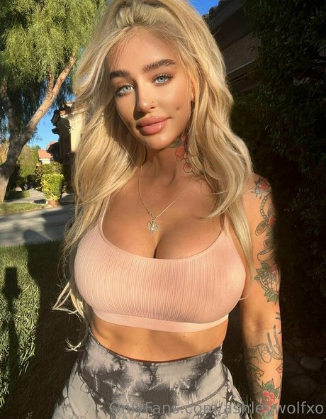 Ashleywolfxo photo 183