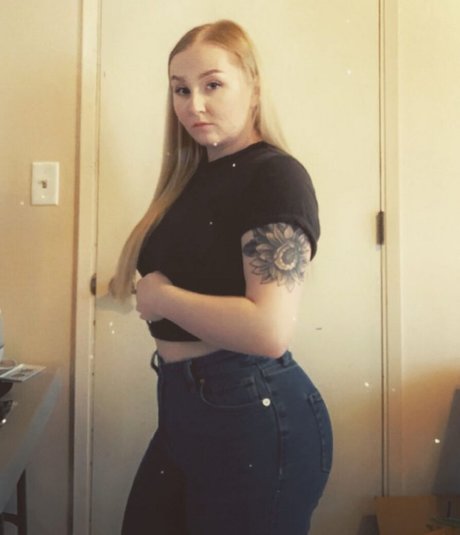 Profile photo of AshlieEstle