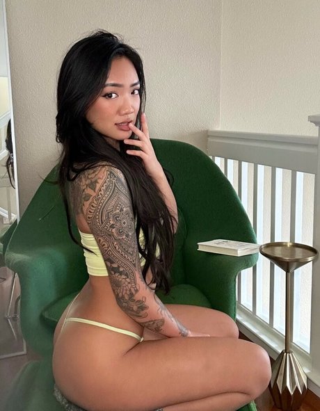Asian Beauties photo 607