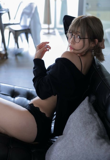 Asian Beauties photo 682