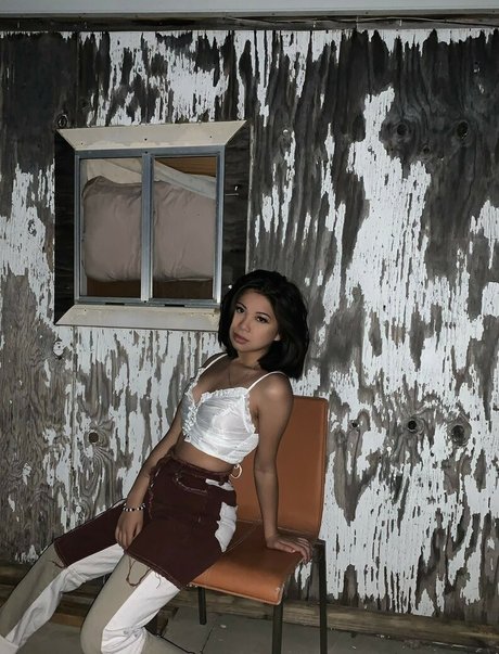 Asian Beauties photo 707