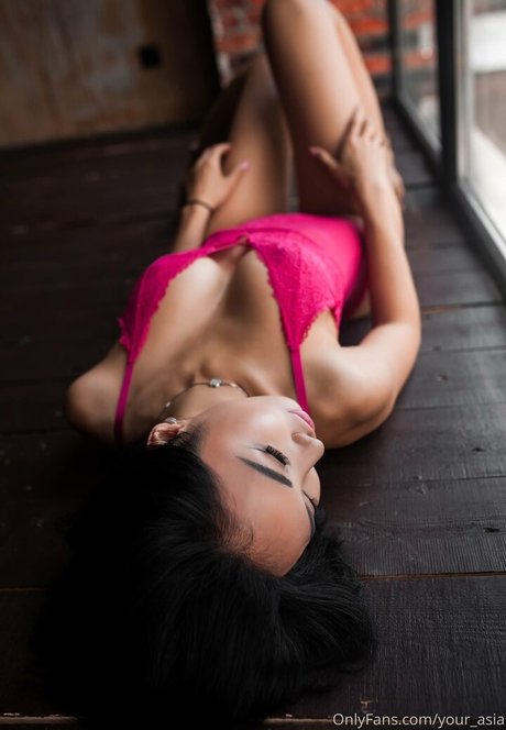 Asian_model photo 144