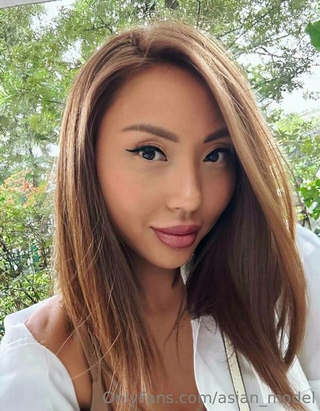 Asian_model photo 156