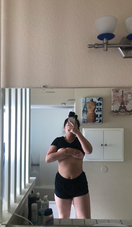 Asianbbygirl18 photo 21