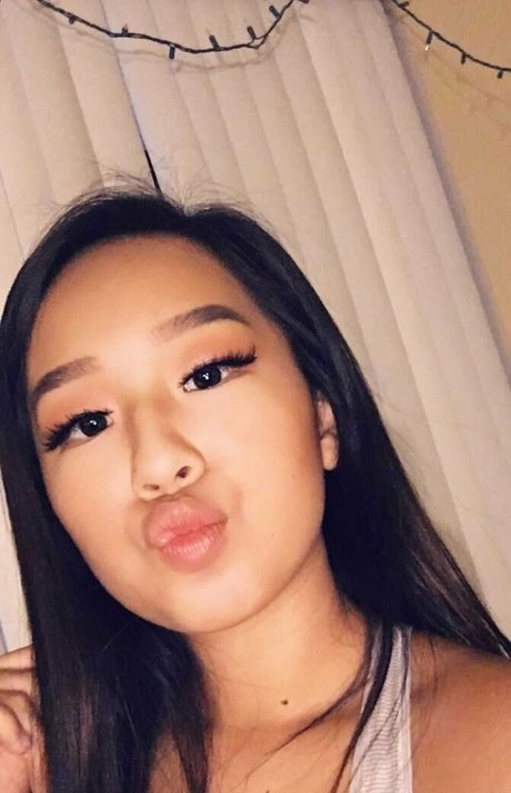 Asianbbygirl18 photo 52
