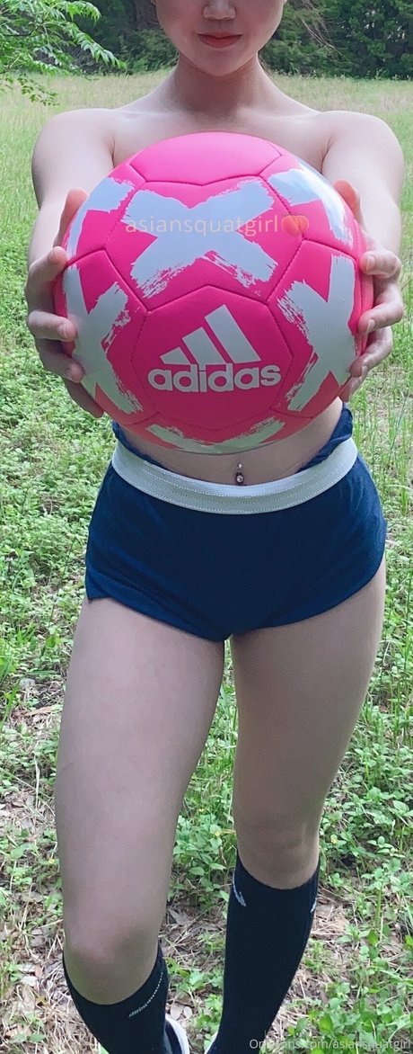 Asian squatgirl photo 67