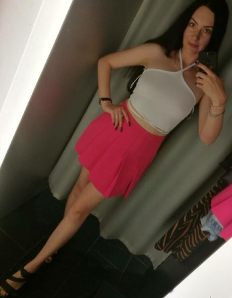 ASMR Kate Lullaby photo 5