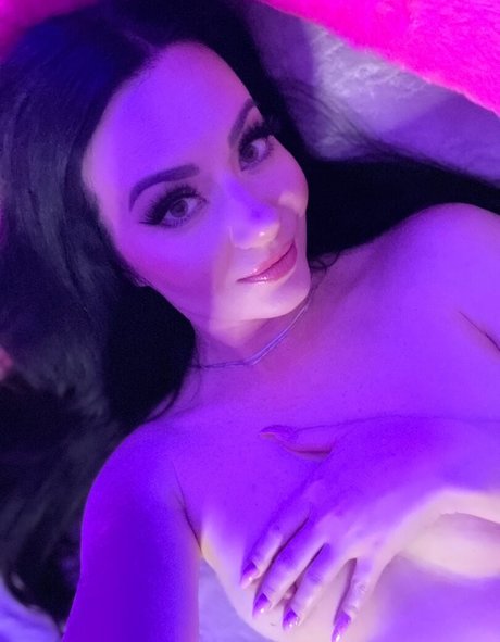 Profile photo of ASMR Kate Lullaby