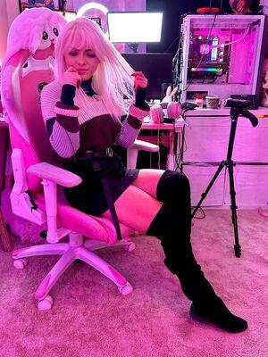 ASMR Shanny photo 36