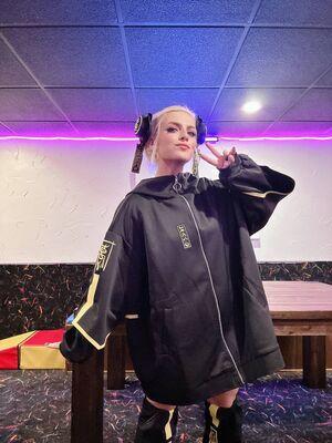 ASMR Shanny photo 106
