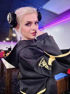ASMR Shanny photo 109