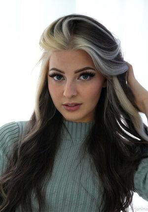 asmrjanina photo 24
