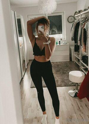 asmrjanina photo 48