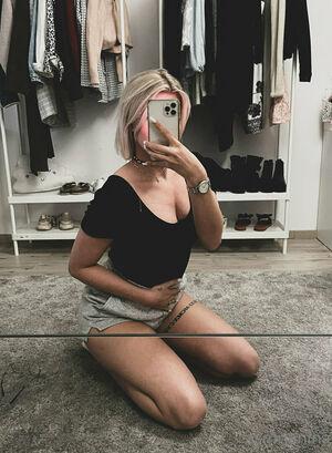 asmrjanina photo 77