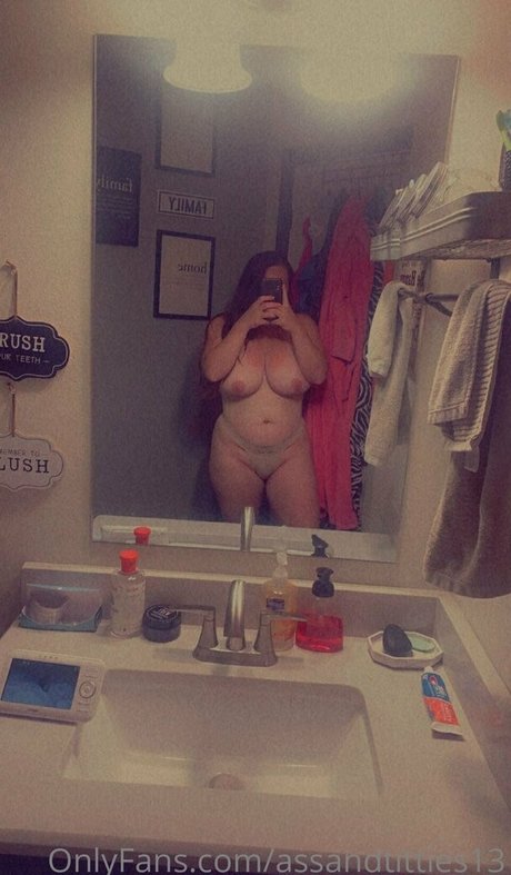 Assandtitties13 photo 40