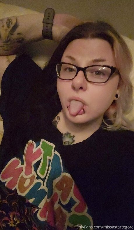 Astarte_gore photo 1