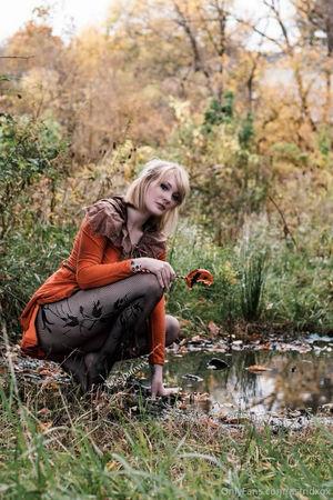 Astridxox photo 7