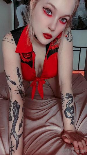 Astridxox photo 127